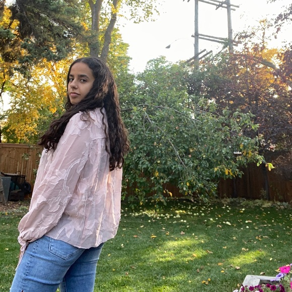 SOLD! Wilfred - Flower Patterned Blouse - Picture 5 of 6